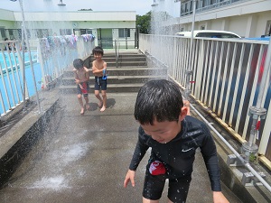 今日も プール日和です (^▽^) | 会津若松プラス